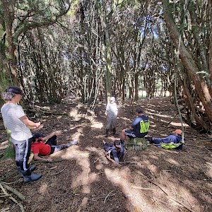 Jesse Bythell sharing facts about the Tōtara Forest.