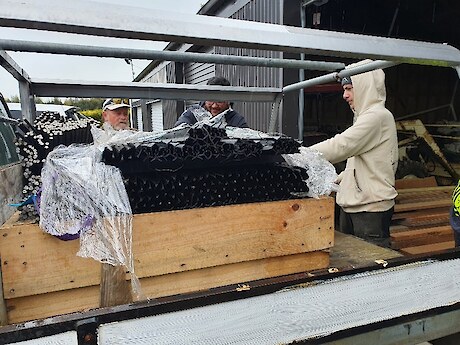 Delivery of the goods to the Hokonui Rūnanga Taiao team.